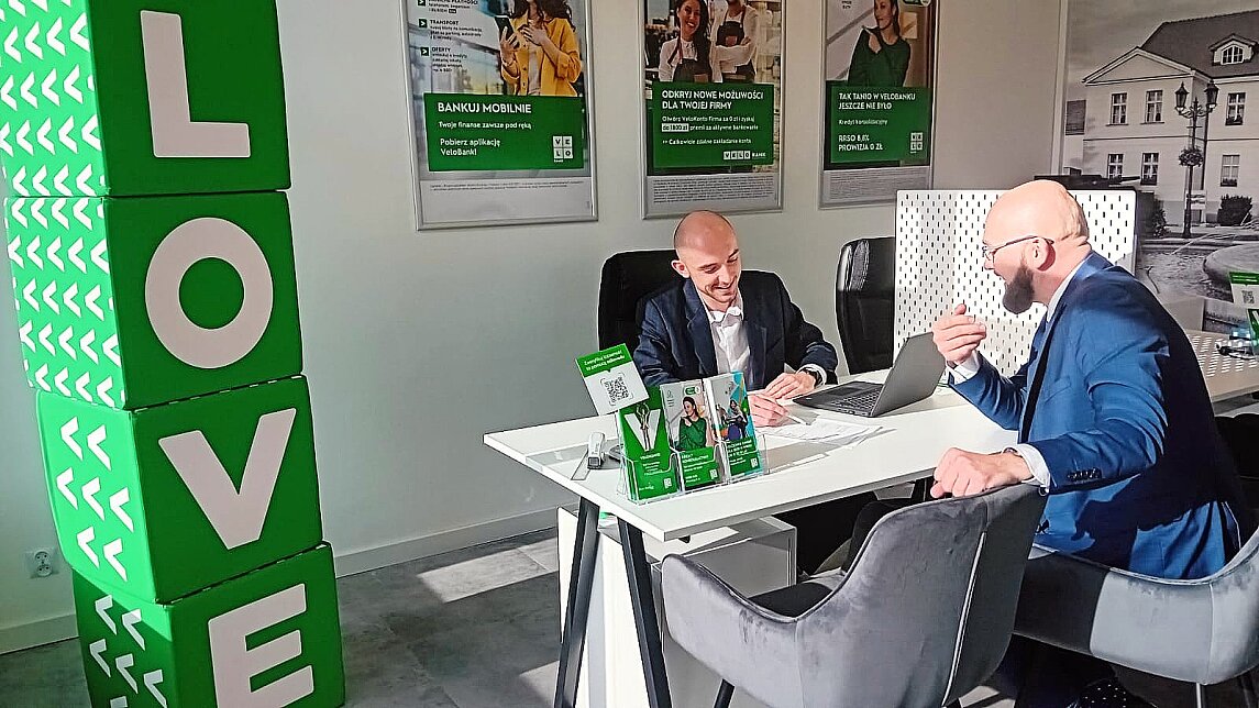 Pracownicy VeloBanku w nowej placówce w Kępnie.